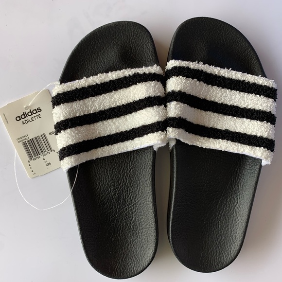 adidas slides size 4